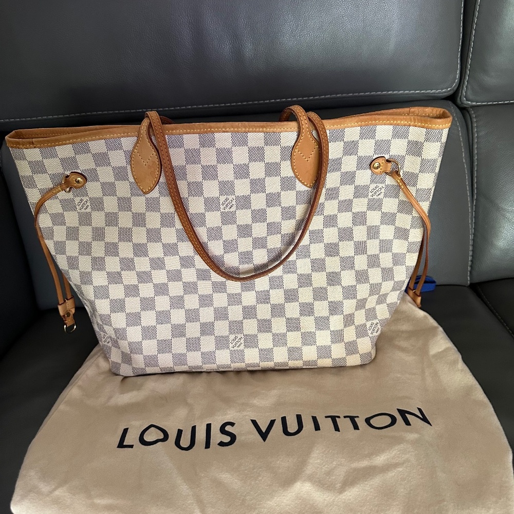Louis Vuitton Neverfull MM